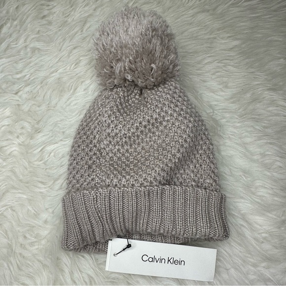 NWT Calvin Klein Women’s Basket Stitch Hat - Picture 4 of 7